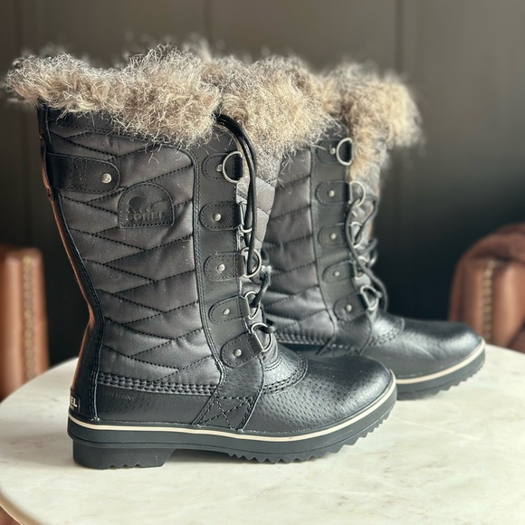 NWT Sorel Joan of Arctic Waterproof Boots - Picture 2 of 6